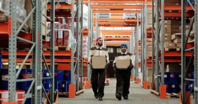 Płyty poliuretanowe – czym są, dla kogo są odpowiednim rozwiązaniem?