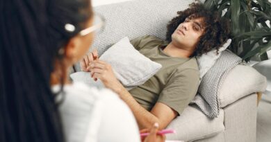 Psychoterapia – kiedy warto zacząć i jak wybrać odpowiedniego terapeutę?