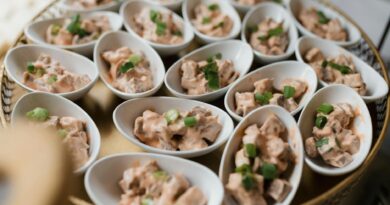 Catering sylwestrowy we Wrocławiu – jak zaplanować ucztę, która zapamięta każdy gość?